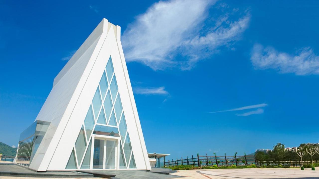 Auberge Discovery Bay Гонконг Экстерьер фото